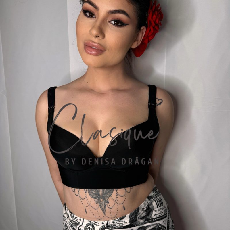Sutien modelator de susținere și ridicare a sânilor
